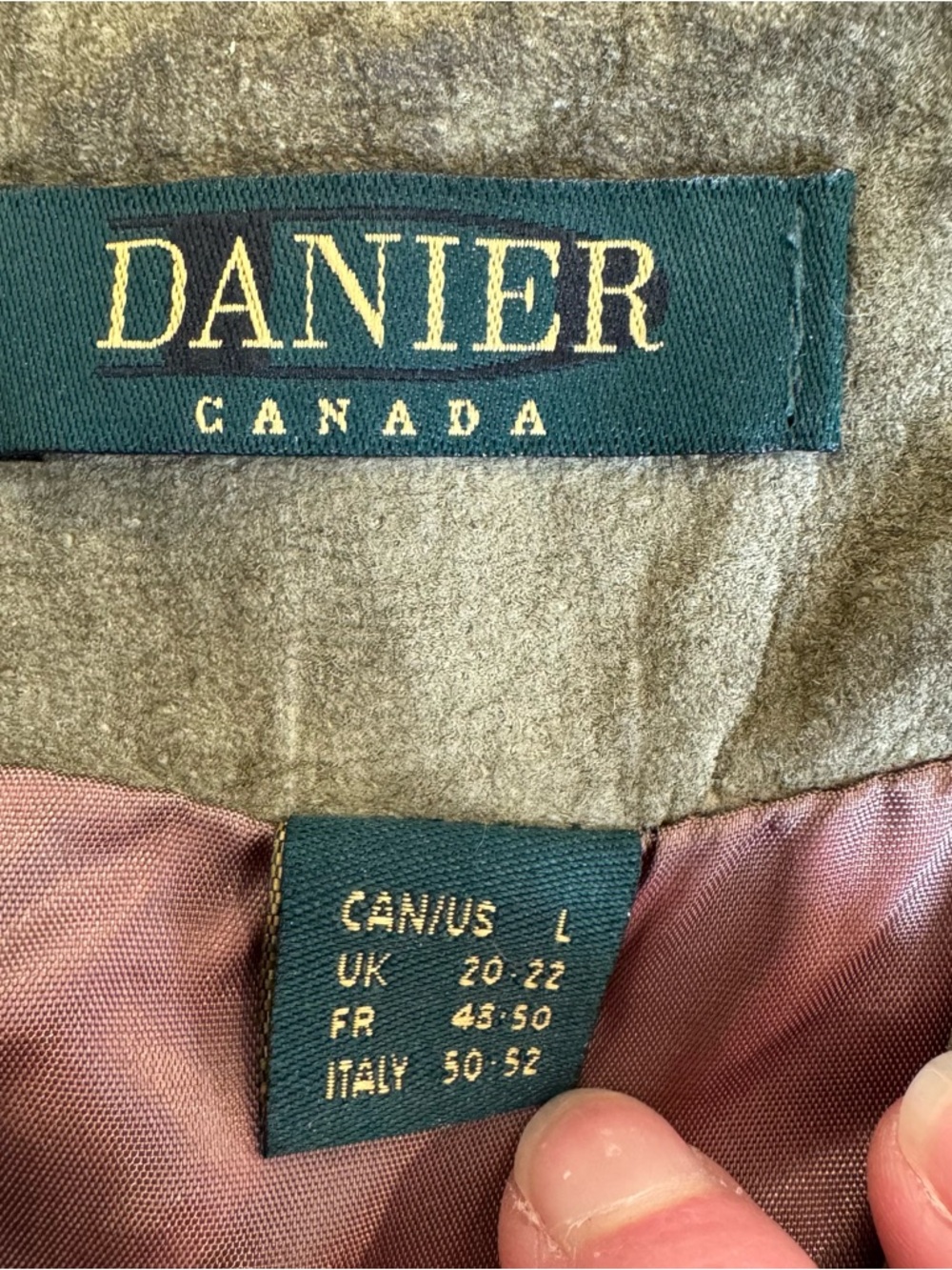 ✨ Danier Canada Olive Green Suede Blazer | Size Large ✨ - Picture 5 of 12